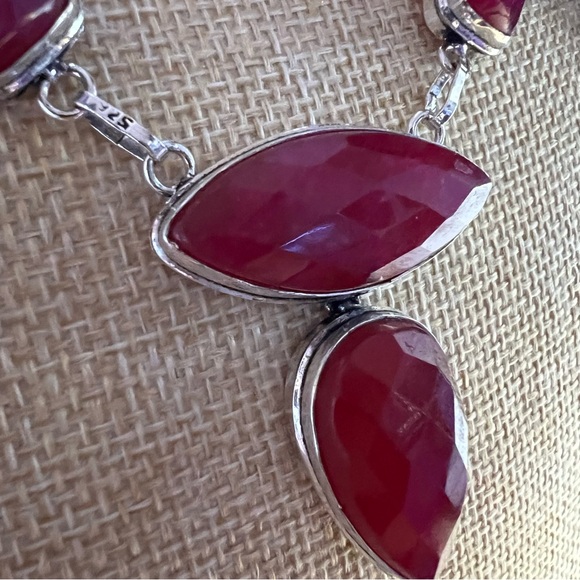 New Enhanced Red Ruby Faceted Multi Cluster Stone Silver Overlay Necklace 21” - Picture 4 of 12